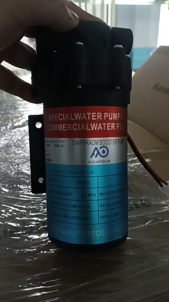 AQUAPOLAR booster pump detail