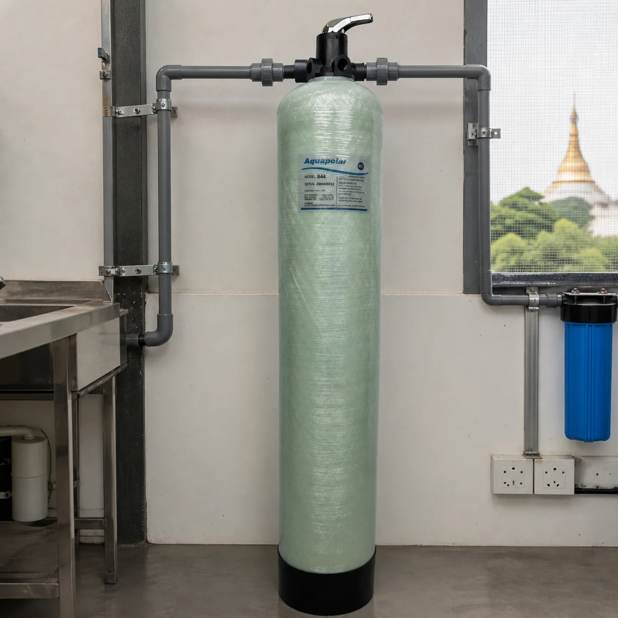 AQUAPOLAR FRP 844 dual-pipe installation scene 1